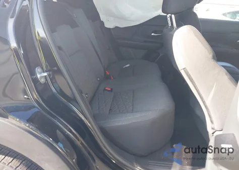 2025 Nissan Kicks Sv Fwd z USA, uszkodzony, nr VIN 3N8AP6CA1SL322602